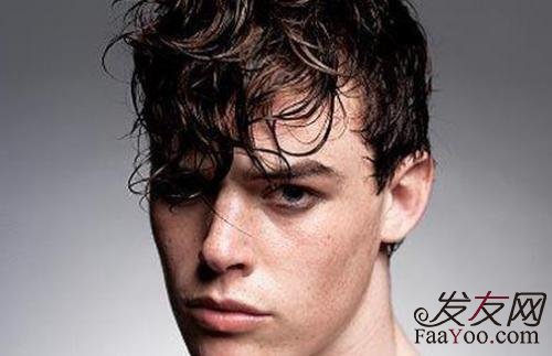 脫發(fā)發(fā)生年齡大幅度的提前