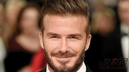 雄性激素脫發(fā)常常表現(xiàn)為什么癥狀？