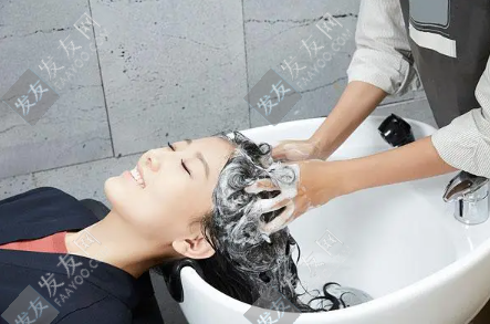 植發(fā)后第幾天可以洗頭？術(shù)后還需要用藥嗎？