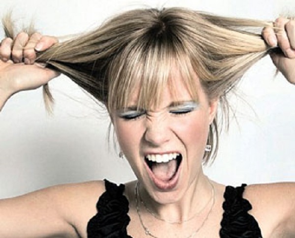 女性脂溢性脫發(fā)有哪些癥狀