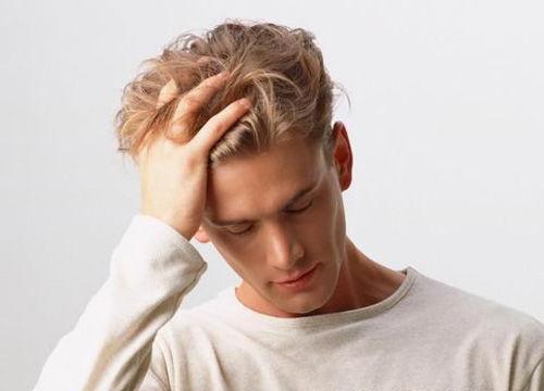導致年輕男性脫發(fā)的原因是什么