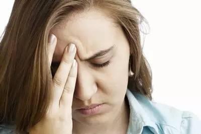 女性脫發(fā)前的征兆