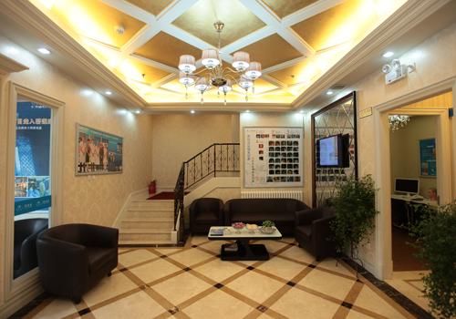 碧蓮盛植發(fā)