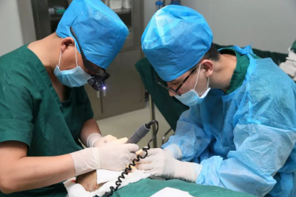 貴陽新生植發(fā)醫(yī)院靠譜嗎?醫(yī)院頭發(fā)種植效果怎么樣?附價格表