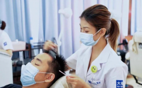 沈陽大麥微針植發(fā)醫(yī)院好不好?靠譜嗎?附醫(yī)院醫(yī)生介紹+發(fā)際線種植過程